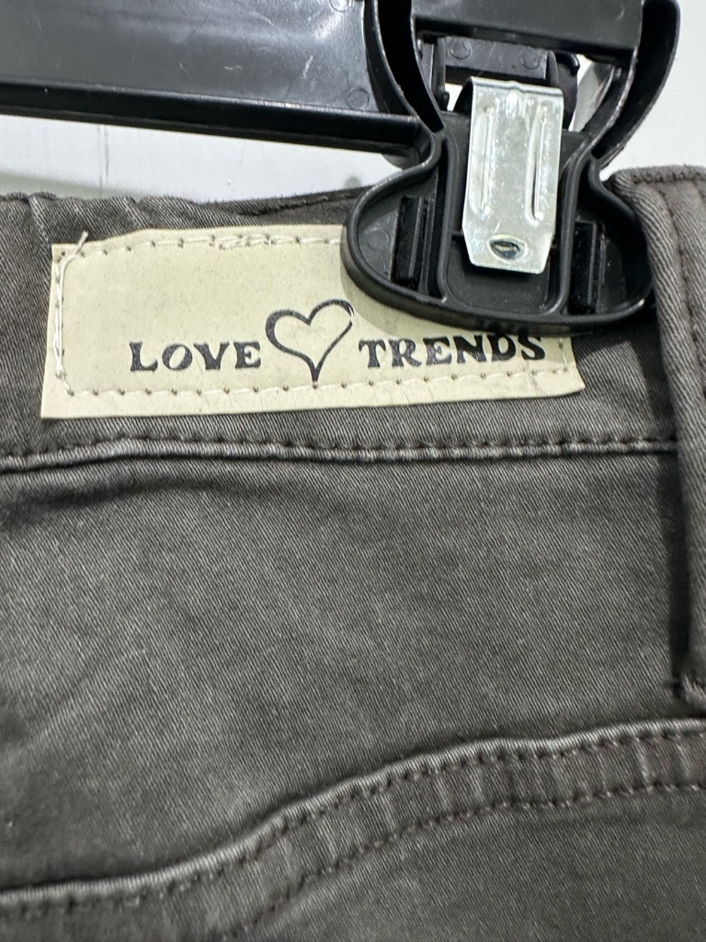 Love Trends Women’s Wide Leg Cargo Pants - Olive Green Utility Style SZ 7 - Picture 6 of 7